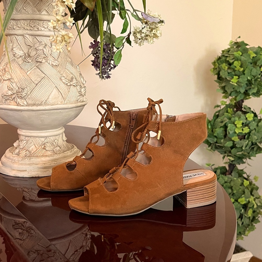 Steve Madden Ankle Lace Up Block Heel Sandals